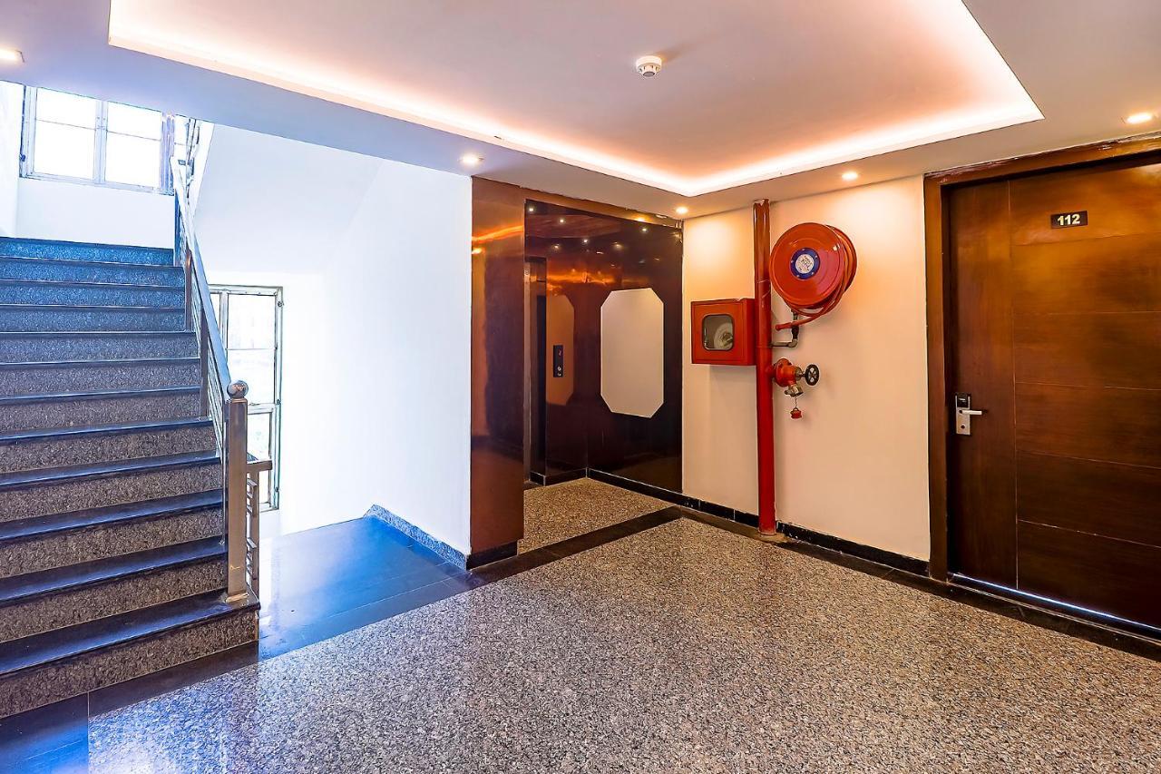 Fabhotel Swess Grand Agra  Εξωτερικό φωτογραφία